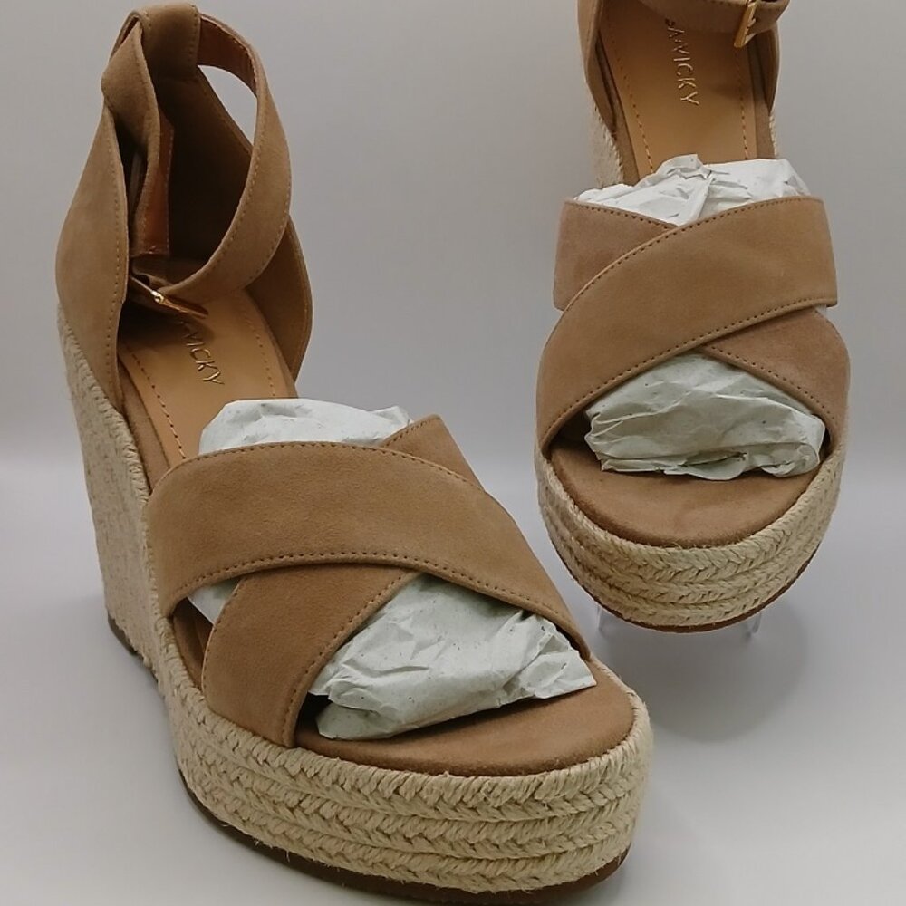 Lisa Vicky Gemi-V Platform Wedge Sandals - 8M